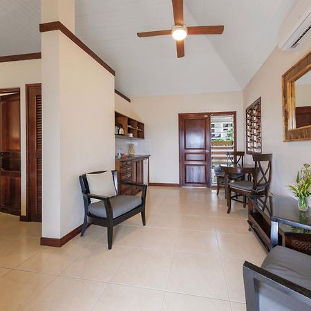Mangoes Resort (Adults Only) Port Vila Exterior photo