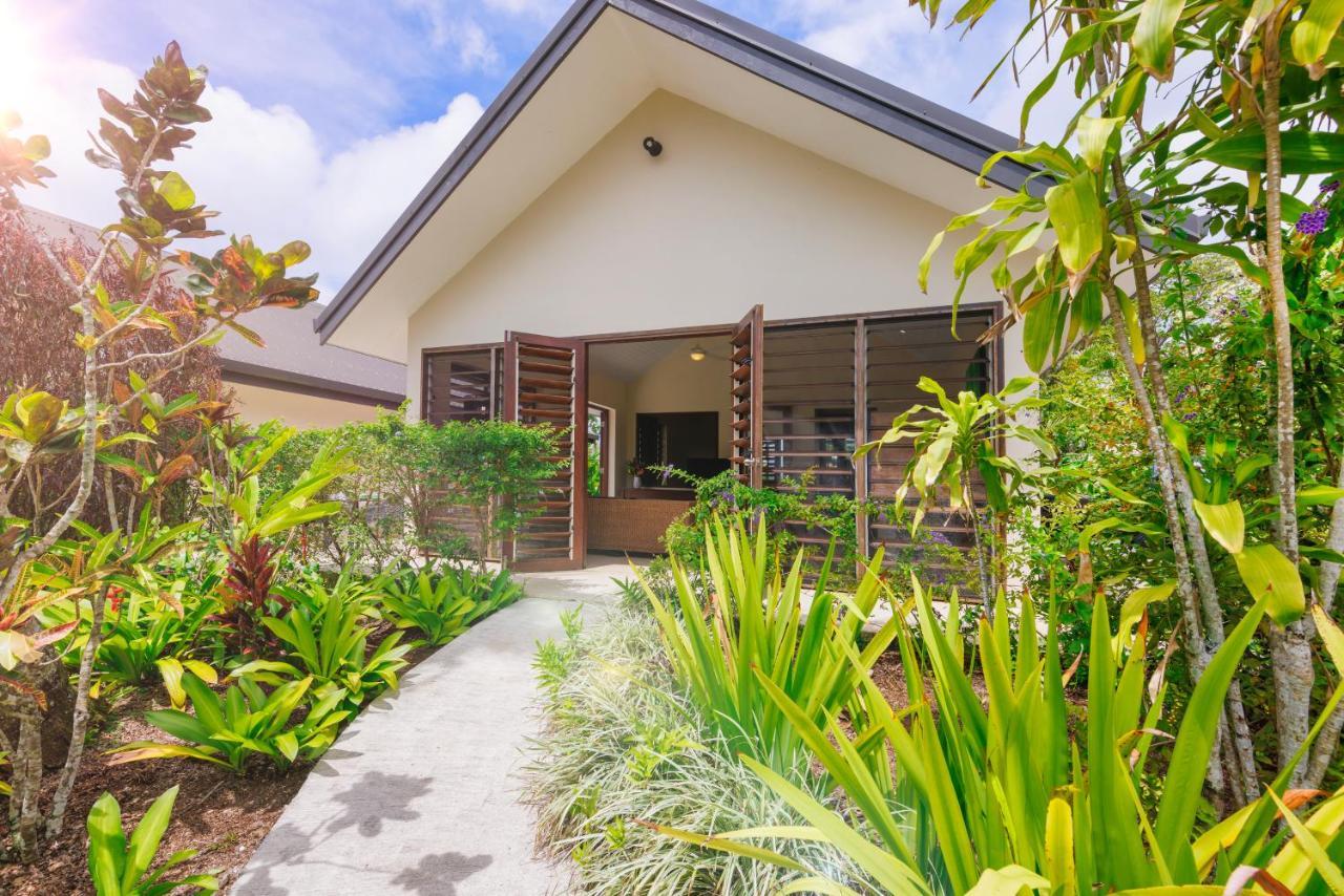 Mangoes Resort (Adults Only) Port Vila Exterior photo